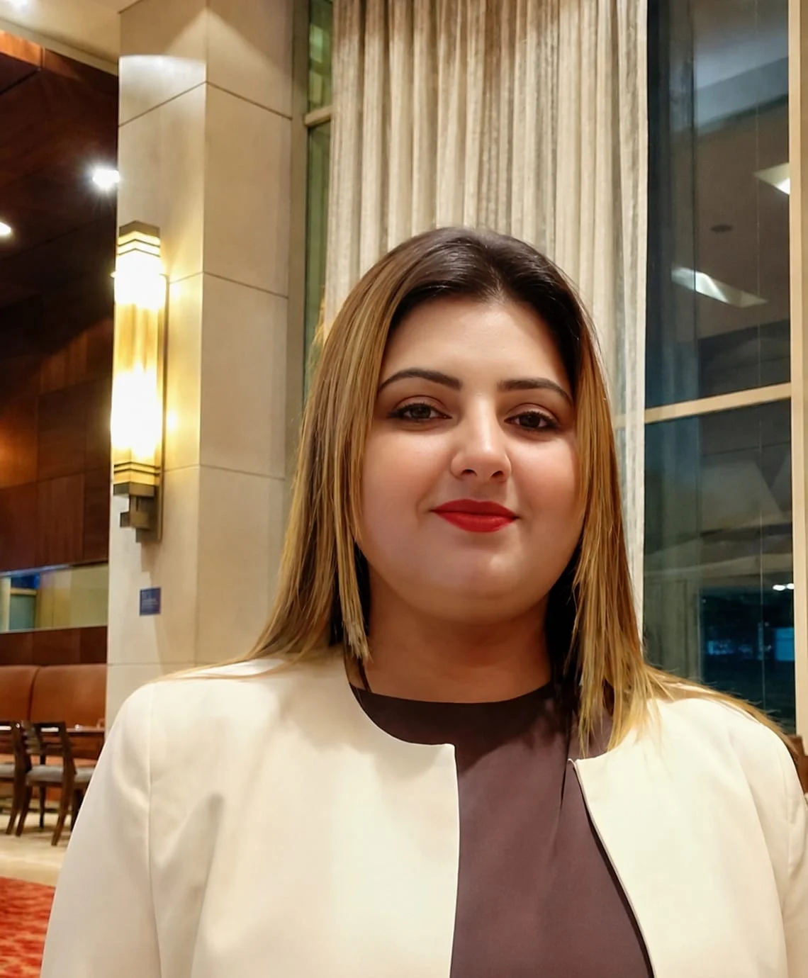 Nilam Pol